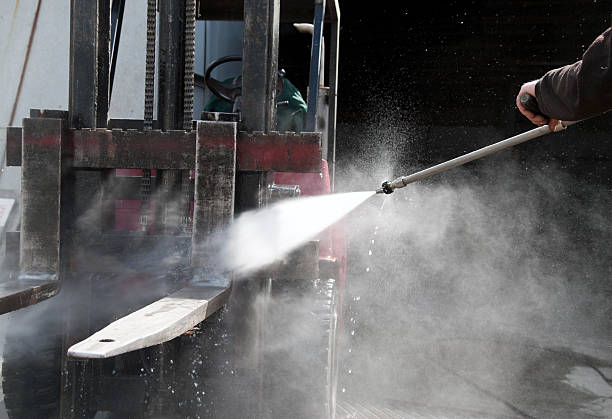 Best Deck Pressure Washing  in Briar, TX